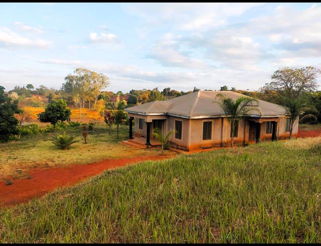 1,400M² VACANT LAND FOR SALE IN MAUNGANI